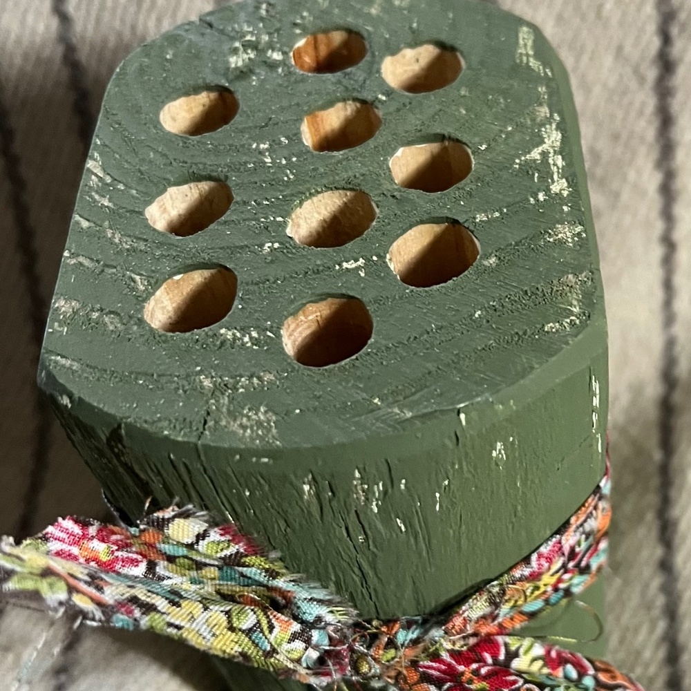 Unique Handmade —Yard Post— Pencil Holder with ten slots Antique —-Dry brushed i